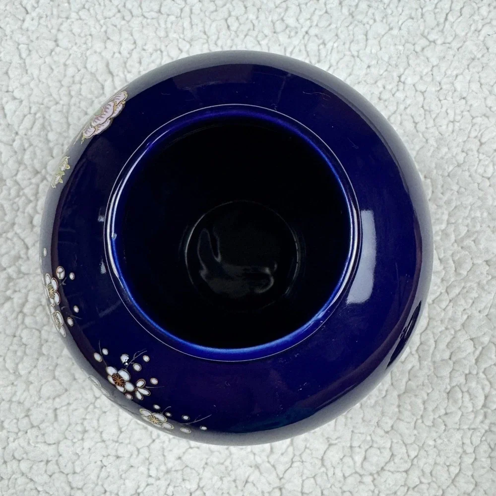 Vintage Cobalt Blue Porcelain Ginger Jar Floral‎ Peony Gold Trim Made in Japan
